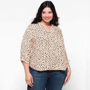 Stitch Fix Lush Beige and Black Leopard-Print V-Neck Blouse 2x